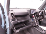 ETC車載器:高速道路を使ったドライブもキャッシュレスでスマートに。(別途セットアップ料が必要になります)
