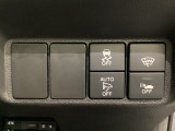 VSA装備車です。VSAはドライバーの操作と車の動きを見守っています。もし車の挙動が乱れたとき、4輪別々にブレーキをかけたり、エンジンパワーをしぼることによって車を安定させます。