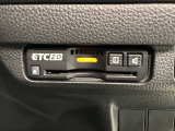 いまや快適なカーライフに欠かせないETCが付いています。