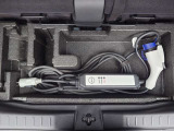 メーカーOPにて充電ケーブル(200V7.5m)ございます。