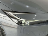 LEDヘッドライトです。デザイン性がよくとても明るいので、夜間の走行や悪天候でも安心です。しかも長寿命!