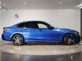 ご納車後も全国約200拠店のBMW正規ディーラーサービス工場にて保証対応いたします。お近くのBMW正規ディーラーをご案内の上、アフターメンテナンスをお受け頂けますので、安心してお乗りいただけます!!