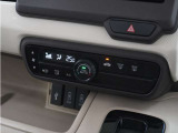 ◆法定整備実施◆Honda認定中古車の整備基準にもとづく整備を実施いたします。法定点検の整備に加え、Honda独自のプラスアルファー点検整備を実施。基準を満たしていない消耗部品を交換いたします。