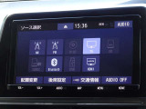 CD・DVD(再生機能)・ブルートゥース等を使用することができます。