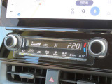 オートエアコンで車内はいつでも快適です♪