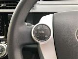 【ステアリングスイッチ】左です。ステアリングから手を離さず、運転に集中したまま手元でオーディオ操作等が出来ます。