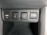 シートヒーター付きです。座面と背もたれをすばやく温めるシートヒーターを内蔵しています。身体を直接温めることができ寒い日も快適なドライブが楽しめます♪