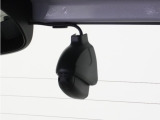 ◆リアにもドライブレコーダーを装備しております◆映像・音声などを記録する自動車用の装置です。もしもの事故の際の記録はもちろん、旅行の際の思い出としてドライブの映像を楽しむことができます。