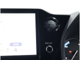 ポケットやバッグからキーを出さずにスマートに乗り込め、ボタンプッシュでおしゃれにエンジンスタートです。盗難防止イモビライザーも装備で安心です!