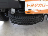 スペアタイヤ装備しています。