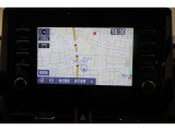 ディスプレイオーディオを装備。スマホとクルマをつなぐことで、これまでのナビに加えて、いろんなサービスが楽しめます。