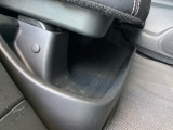 濡れた傘や置き靴などをすっきりしまえる最適なシートトレー