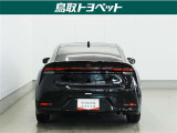 TOYOTA認定中古車とは 【1】まるごとクリーニング【2】車両検査証明書【3】ロングラン保証 この『3つの安心』をセットにした中古車のブランドになります。