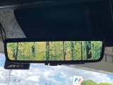 【デジタルインナーミラー】後席の大きな荷物や同乗者で後方が確認しづらい時でも安心!カメラが撮影した車両後方の映像をルームミラー内に表示。クリアな視界で状況の確認が可能です!