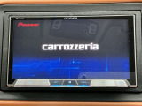 社外メモリーナビ付きです!CD・DVD再生、ミュージックサーバー、フルセグTV視聴、Bluetooth・ミュージックプレーヤー接続可能です!