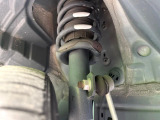 お車を安心してお乗りいただく為には、足回りの定期点検が欠かせません。サービスサポート(有償保証)では無料点検もご提供しており、安心のカーライフをお過ごしいただけるサポート体制が整っています。