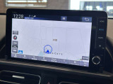 9インチディーラーオプションナビとなっております。インターナビも対応しているので日本全国おでかけすることができます!