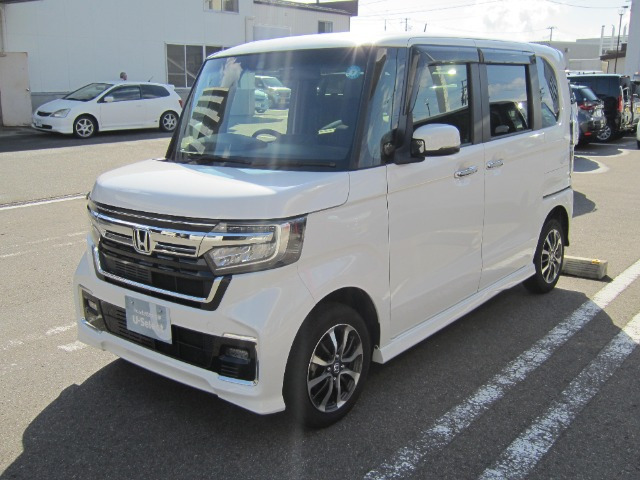 ホンダ N-BOXカスタム 