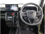 見通しのよいすっきりとした視界で、誰でも運転しやすいです。運転のしやすさは疲れにくさにも繋がりますよ♪