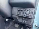 痛みの出やすい運転席シートの角、フロアマット、座面、ともに良好です