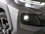 LEDフォグランプはスタイリッシュな上、視界も良好です♪
