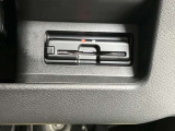 ETC車載器付きです♪高速道路をスイスイと通過!で、キャシュレス!クルマは料金所をノンストップで通過することができます☆