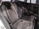 【エアバック】BMWのエアバックやその他の安全装備は、互いに補完しあう事で徹底した安全性を貫きます。万一の事故の際にそれぞれ最適な保護を提供してくれます!