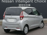 ご購入後のお車の保証は全国の日産販売店で対応できるワイド保証(1年間)又はライト保証(3ヶ月間)が無料付帯されています。走行距離無制限の日産ワイド保証付きだからとても安心。
