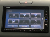 ナビ機能だけではありません、フルセグTVやDVD、BlueTooth等、オーディオ機能も充実しています。