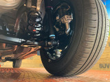 お車を安心してお乗りいただく為には、足回りの定期点検が欠かせません。サービスサポート(有償保証)では無料点検もご提供しており、安心のカーライフをお過ごしいただけるサポート体制が整っています。