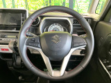 【純正革巻きステアリング】上質な革を使用することで、手にしっかり馴染みとても運転しやすいハンドルです♪