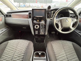 ◆内装の除菌消臭◆車内の細菌やカビを除去しニオイの元となる菌の抑制をします。様々な物質に直接反応して酸化・分解します!納車前クリーニングの人気の一つです!ご希望の際はスタッフまでお申し付けください。