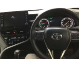 とっても見やすいメーターです。夜間時はラグジュアリーな気分にさせてくれる照明が魅力ですので、夜のドライブも楽しみになりますよ♪