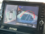 アラウンドビューモニターは、車両周囲の状況を360度映し出す。駐車や狭い道でも安全性を確保。車庫入れもスムーズに、安心のドライブ体験を提供します。