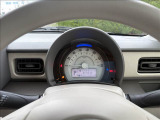 可愛く見やすいメーターで安全運転をサポートしてくれます。