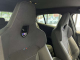 【ご納車後について】遠方のお客様はお住まいのエリアのBMWサービス工場にてメンテナンスを受けて頂けます。現地BMWへのお取次ぎなどもさせて頂きますのでご安心下さい。