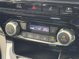 オートエアコンで温度を設定するだけで快適な車内環境を維持することができます!