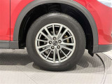 タイヤサイズは(225/65R17)で純正アルミホイールです。