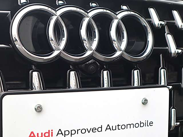 アウディ A8 L 60 TFSI クワトロ コンフォート パッケージ 4WD の中古