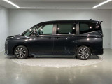 ご購入して頂いた車両は、ご納車前に、しっかり点検・整備してからの、ご納車になります。点検箇所は、エンジンオイル交換・ワイパーゴム・ブレーキ点検・調整・その他を確認の上、ご納車致します。