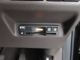 ETC付。高速道路の料金所はキャッシュレスで通過です。サービスエリア等にあるスマートインターの出入りも利用可能でとっても便利。ご納車後すぐにお使い頂けるようセットアップしてのお渡しとなります。