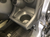 【ドリンクホルダー】こちらにドリンクホルダーがついています!