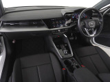 指定工場で車検までご対応可能。6ベイを完備したサービス工場を併設し、快適なAudiライフをサポートします。詳しくは0078-6002-900146中古車スタッフまで