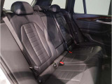 【エアバック】BMWのエアバックやその他の安全装備は、互いに補完しあう事で徹底した安全性を貫きます。万一の事故の際にそれぞれ最適な保護を提供してくれます!