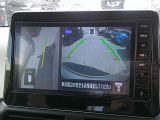 【アラウンドビューモニター】空から見下ろした映像がナビ画面にて確認可能です。駐車もラクラクですよ♪