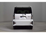 当店は全車『ロングラン保証』付!(1年間、距離無制限 HV車はHV保証付) 別途延長保証もご用意しております♪ ぜひ現車を確認にご来店ください