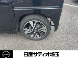 純正アルミホイール装着