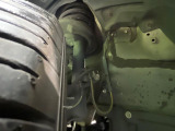 お車を安心してお乗りいただく為には、足回りの定期点検が欠かせません。サービスサポート(有償保証)では無料点検もご提供しており、安心のカーライフをお過ごしいただけるサポート体制が整っています。
