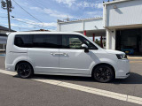 ステップワゴン  2.0 e:HEV スパーダ