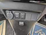 運転席&助手席にシートヒーター付いてます。寒い日に助かります